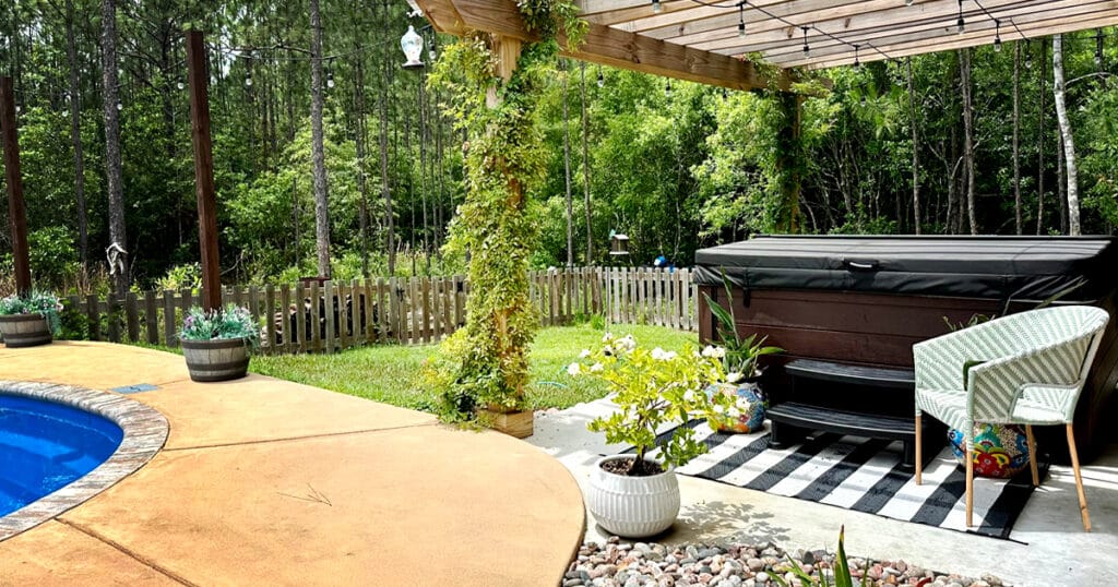 hot tub pergola