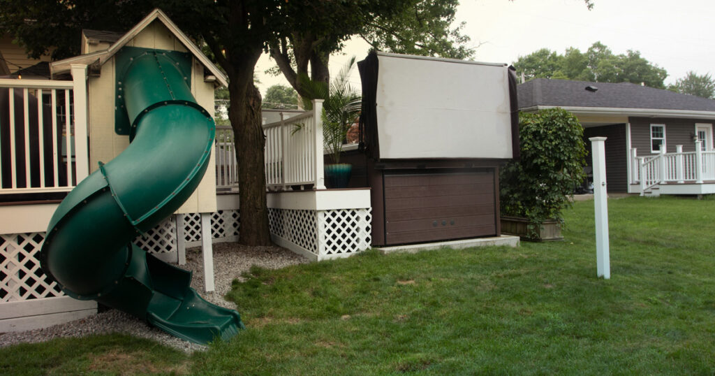 treehouse slide