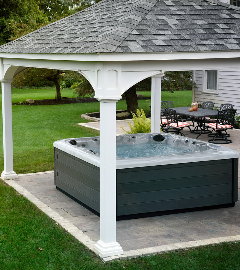 Hot Tub with Pergola