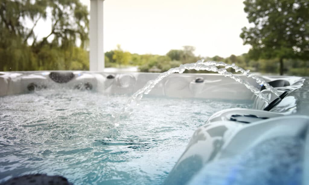 hot tub water clean